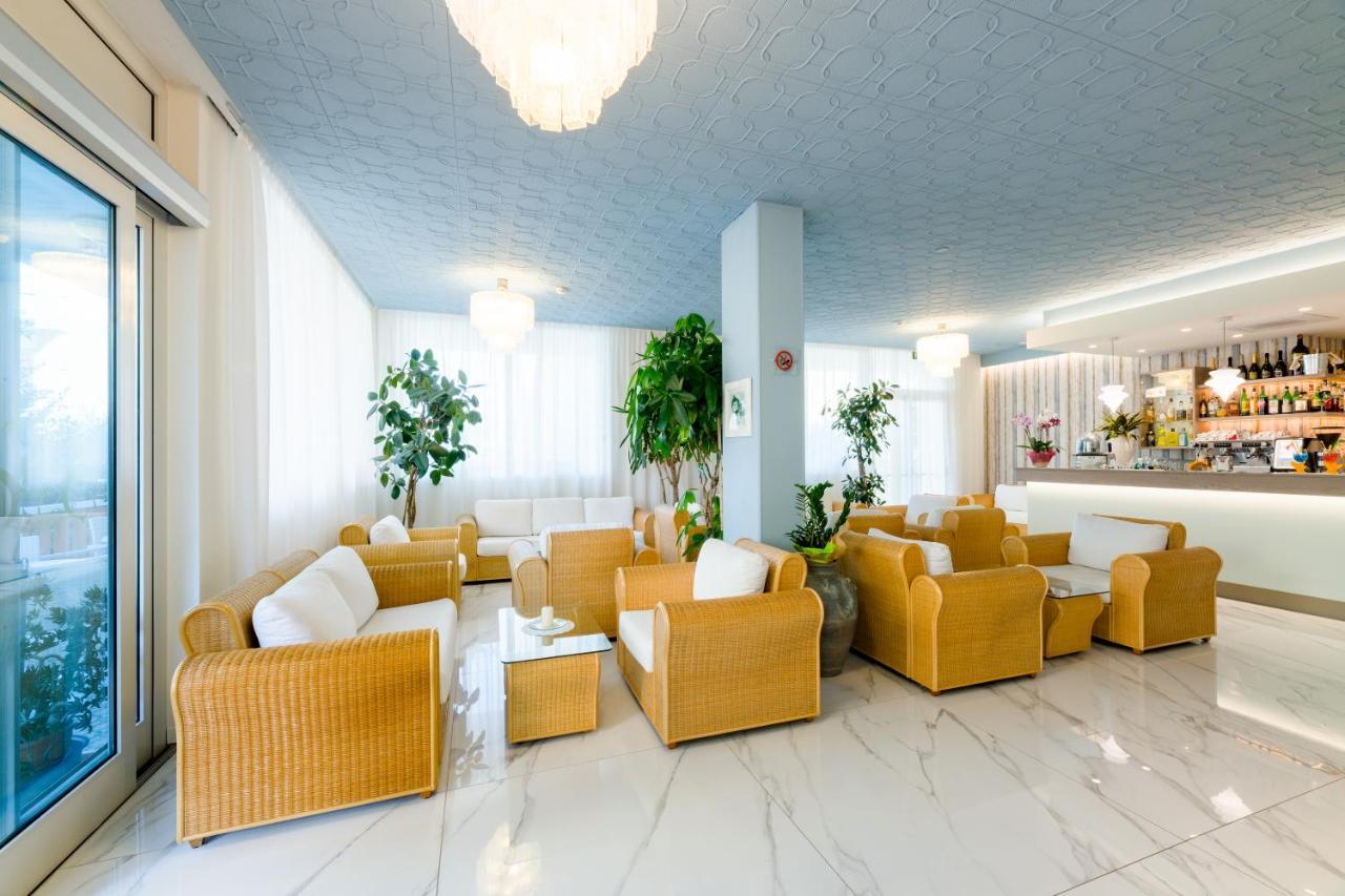 Hotel Victoria Bibione Exterior photo